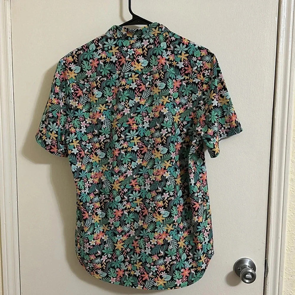 EUC Chubbies Tropical Toucan Palm Button Down Polo - Picture 4 of 5